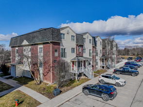 Janefield Place in Guelph, ON - Building Photo - Building Photo