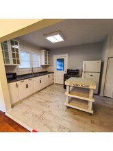 458 Belvedere Dr in Beaumont, TX - Building Photo - Building Photo