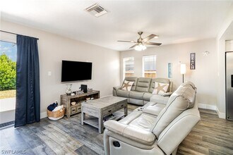 517 98th Ave N in Naples, FL - Building Photo - Building Photo