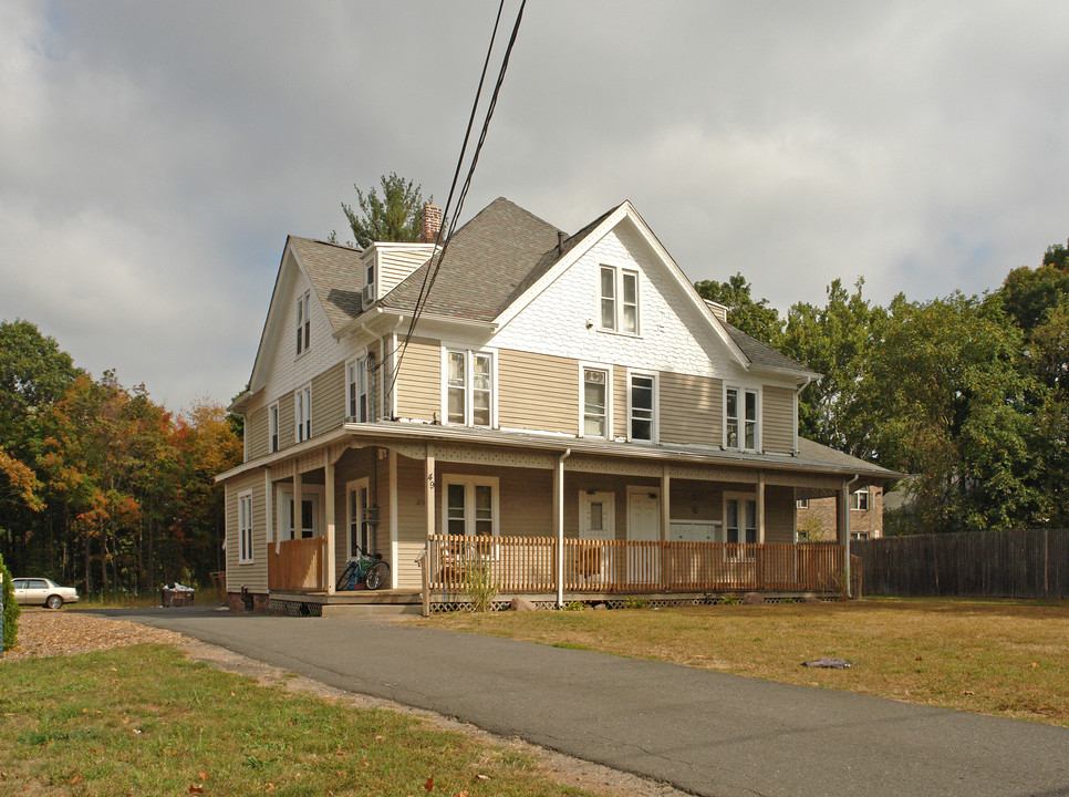 49 Washington St in Bristol, CT - Foto de edificio