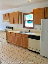 415 Ballard St in Ypsilanti, MI - Building Photo - Building Photo