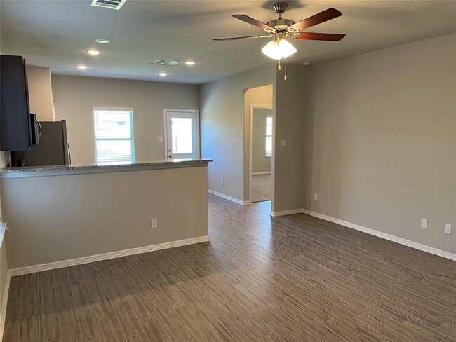 903 Redinger Ridge Dr in Huffman, TX - Building Photo - Building Photo