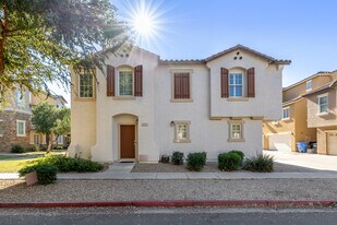 4233 E Jasper Dr in Gilbert, AZ - Building Photo