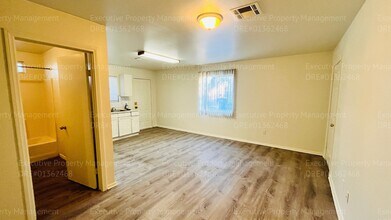 1142 8th Pl in Wasco, CA - Building Photo - Building Photo