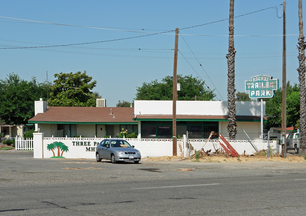 Three Palms Mobile Home & RV Park of Fresno in Fresno, CA - Foto de edificio