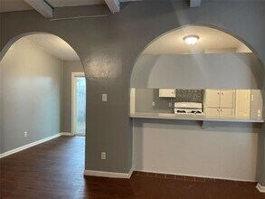 1306 Radcliff Dr in Austin, TX - Building Photo - Building Photo