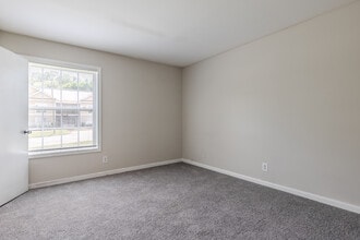 Orchard Walk in Decatur, GA - Building Photo - Interior Photo