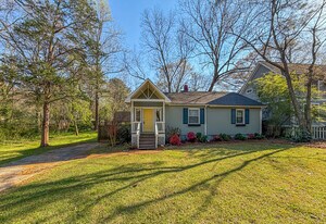 1731 Braeburn Dr SE in Atlanta, GA - Building Photo