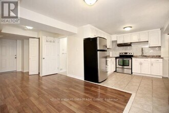 1646 Quail Run Dr in Oshawa, ON - Building Photo - Building Photo