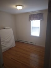 215 Summit St in East Providence, RI - Foto de edificio - Building Photo