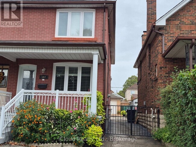 property at 547 Lauder Ave