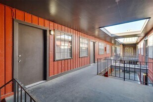 307 E 31st St in Austin, TX - Building Photo