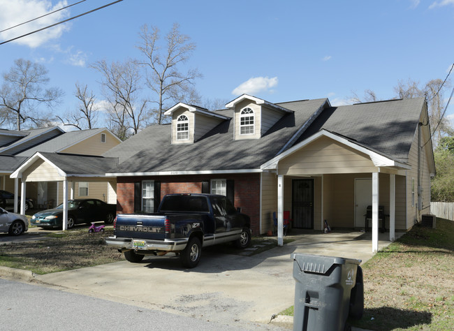 2020 14th St in Phenix City, AL - Foto de edificio - Building Photo