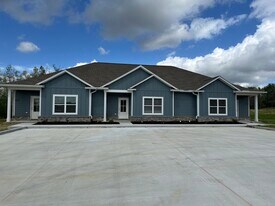 191 Willowbrook Dr, Unit 3 in Saltillo, MS - Building Photo