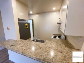 77 Woodland Ave in San Rafael, CA - Building Photo - Building Photo