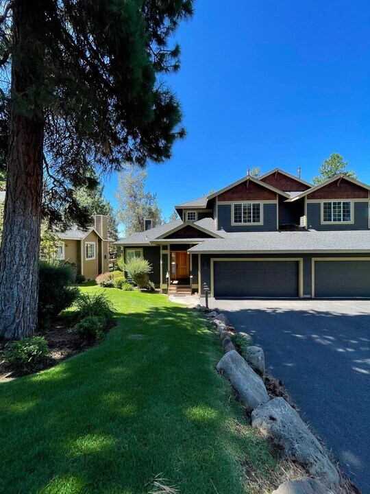 5034 Swallow Ct in Klamath Falls, OR - Building Photo
