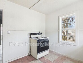 2216 S Polk St in Amarillo, TX - Foto de edificio - Building Photo