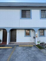 11789 SW 18th St in Miami, FL - Building Photo