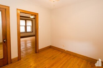 3844 N Bernard St in Chicago, IL - Building Photo - Building Photo