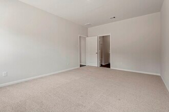 8214 Burnt Orchid Dr in Houston, TX - Building Photo - Building Photo