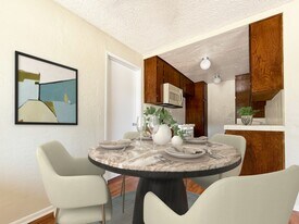 Tarzana Casa in Tarzana, CA - Building Photo