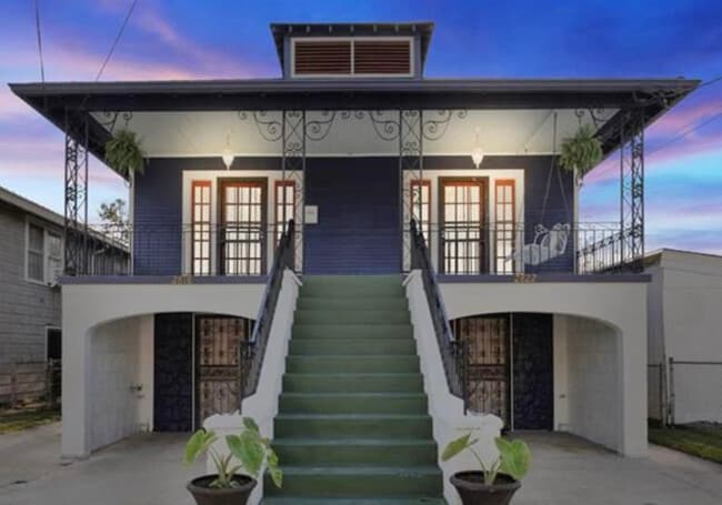 property at 2822 O'Reilly St