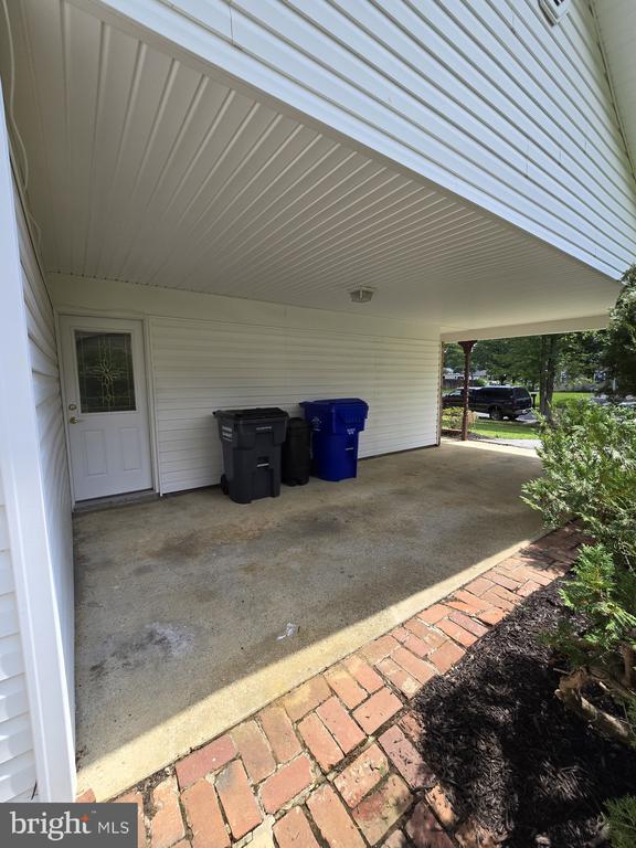 1136 Hamlin Rd in Waldorf, MD - Building Photo - Building Photo