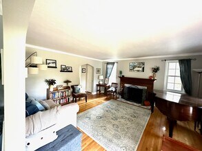 122 Lee Rd in Pittsburgh, PA - Building Photo - Building Photo
