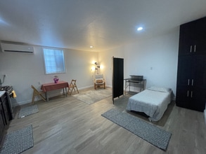 8712 La Salle St in Cypress, CA - Building Photo - Building Photo