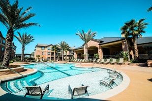 Halcyon West in Houston, TX - Building Photo