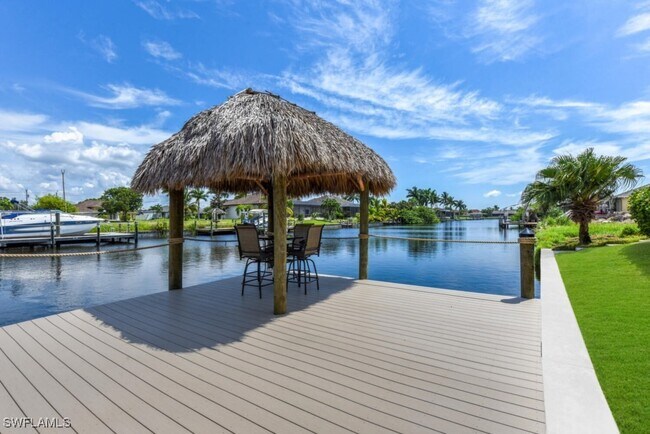 property at 3335 SW 25th Ct