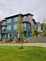 8230 S 132nd St in Seattle, WA - Building Photo