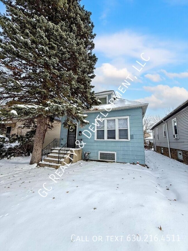 property at 8637 S Essex Ave