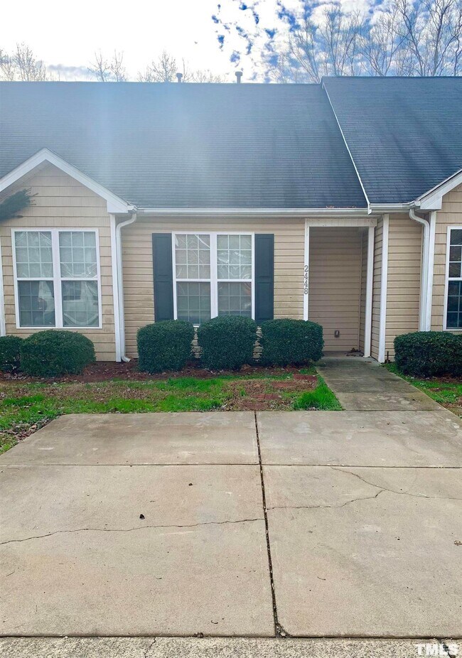 2408 Ashton Park Ln in Burlington, NC - Building Photo - Building Photo