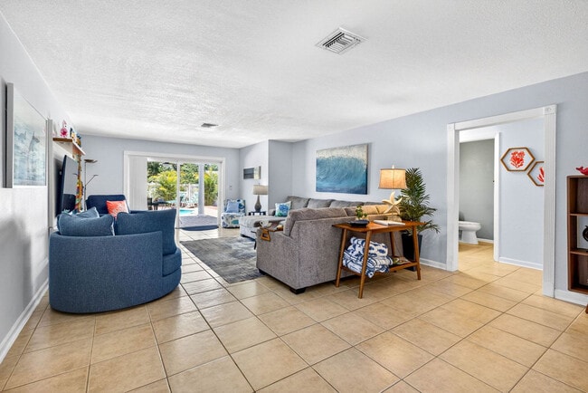 2543 Sunny Breeze Ave, Unit SI ID1520129P