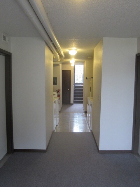 584 12th St SE in Le Mars, IA - Building Photo - Building Photo