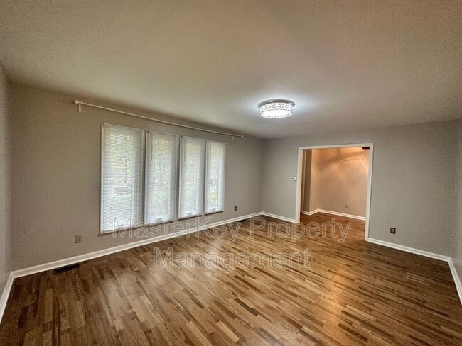 4017 Grimstead Ln in Raleigh, NC - Foto de edificio - Building Photo