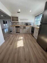 728 Talladega St in West Palm Beach, FL - Building Photo - Building Photo