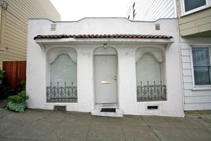 1450 Castro St. & 4208 25th St in San Francisco, CA - Foto de edificio - Building Photo