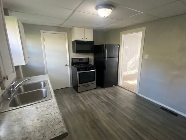 1011 N Ripley St in Davenport, IA - Building Photo - Building Photo