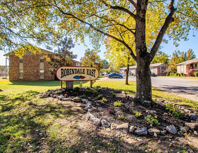 Robindale-East Apartments