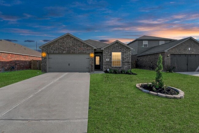 property at 424 Maple Fawn Dr