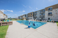 Forestwood Apartments in Balch Springs, TX - Foto de edificio - Building Photo