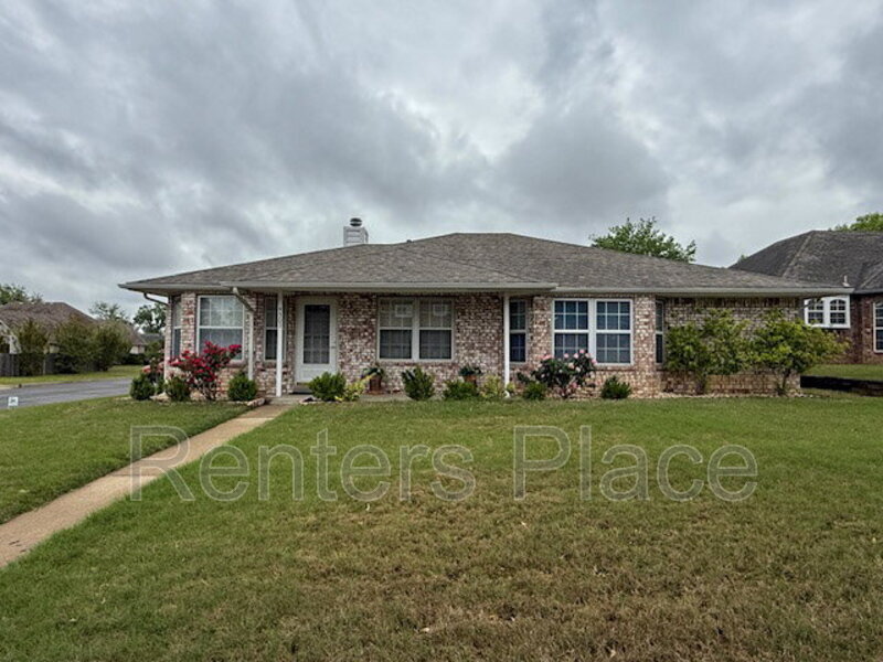 9303 S 85th E Ave in Tulsa, OK - Building Photo