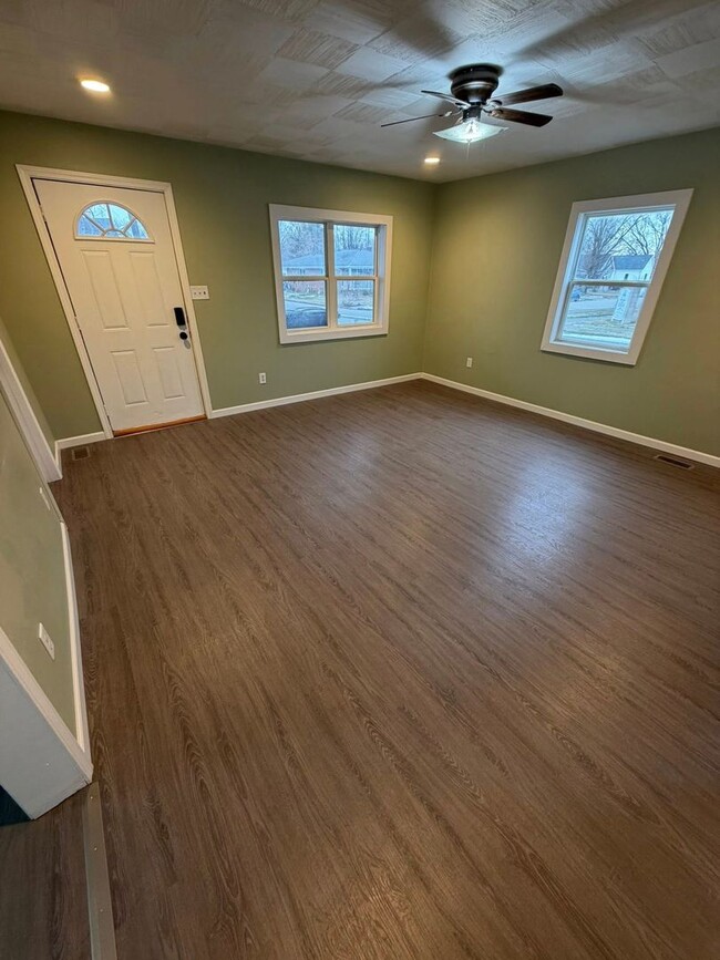 827 S Stormont St in Princeton, IN - Building Photo - Building Photo