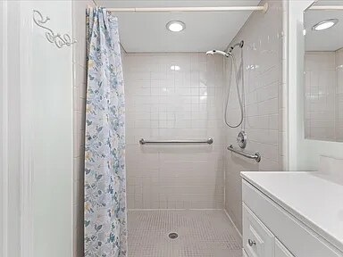 property at 750 Trailwood Path