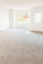 9 Heights Rd NE in Saint Michael, MN - Foto de edificio - Building Photo