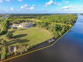 11733 SW Citrus Blvd S in Palm City, FL - Building Photo