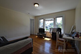 6 Cenacle Rd, Unit 1 in Boston, MA - Building Photo - Building Photo