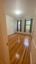 39 Glenville Ave, Unit #10 Apartamentos